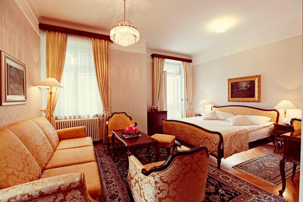 Grand Hotel Toplice - Small Luxury Hotels Of The World Bled Exterior photo Suite