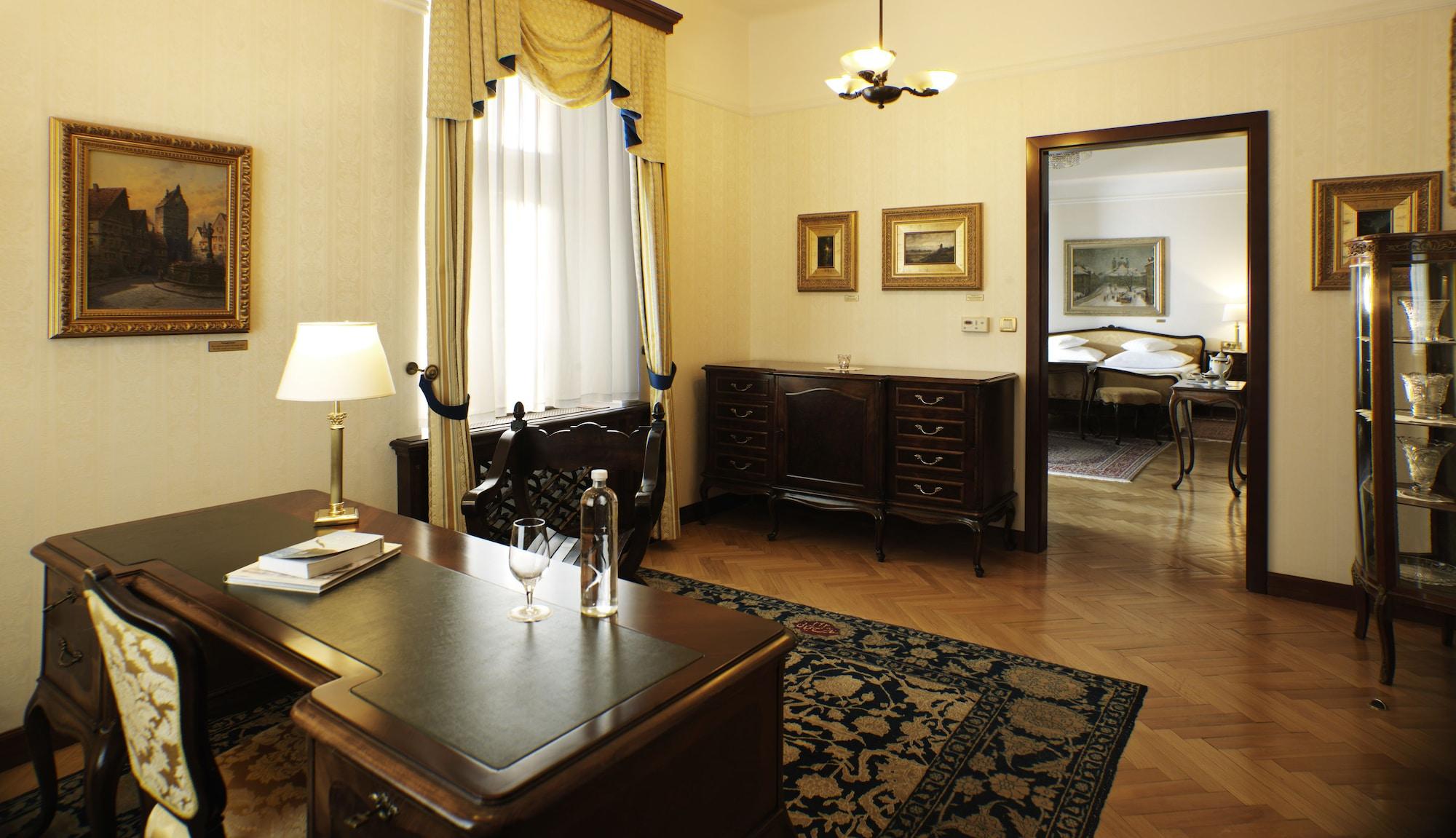 Grand Hotel Toplice - Small Luxury Hotels Of The World Bled Exterior photo Suite