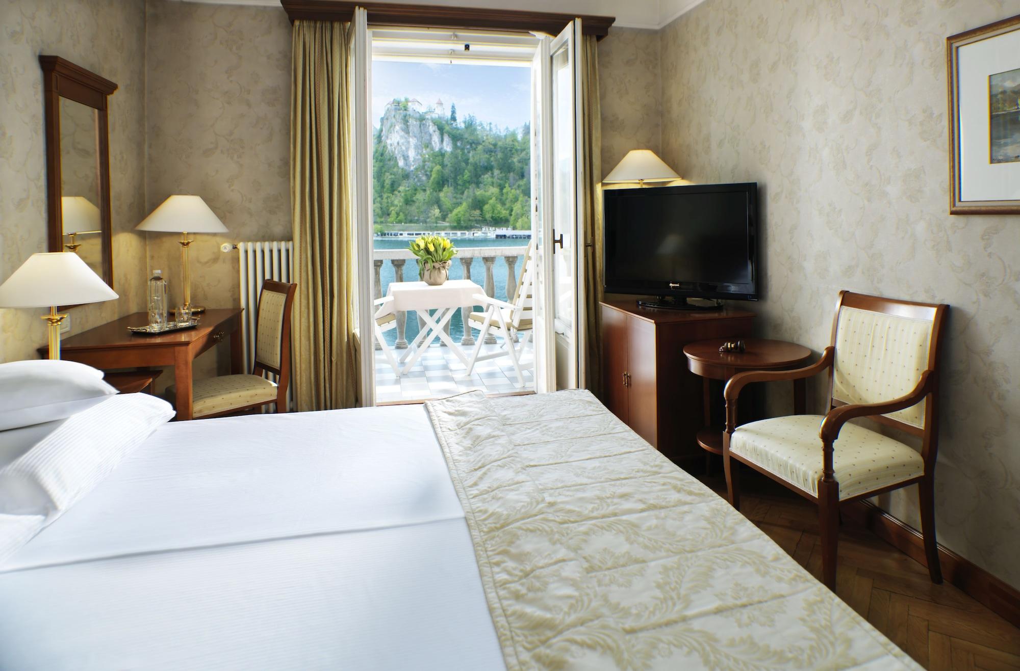 Grand Hotel Toplice - Small Luxury Hotels Of The World Bled Exterior photo A room at the hotel