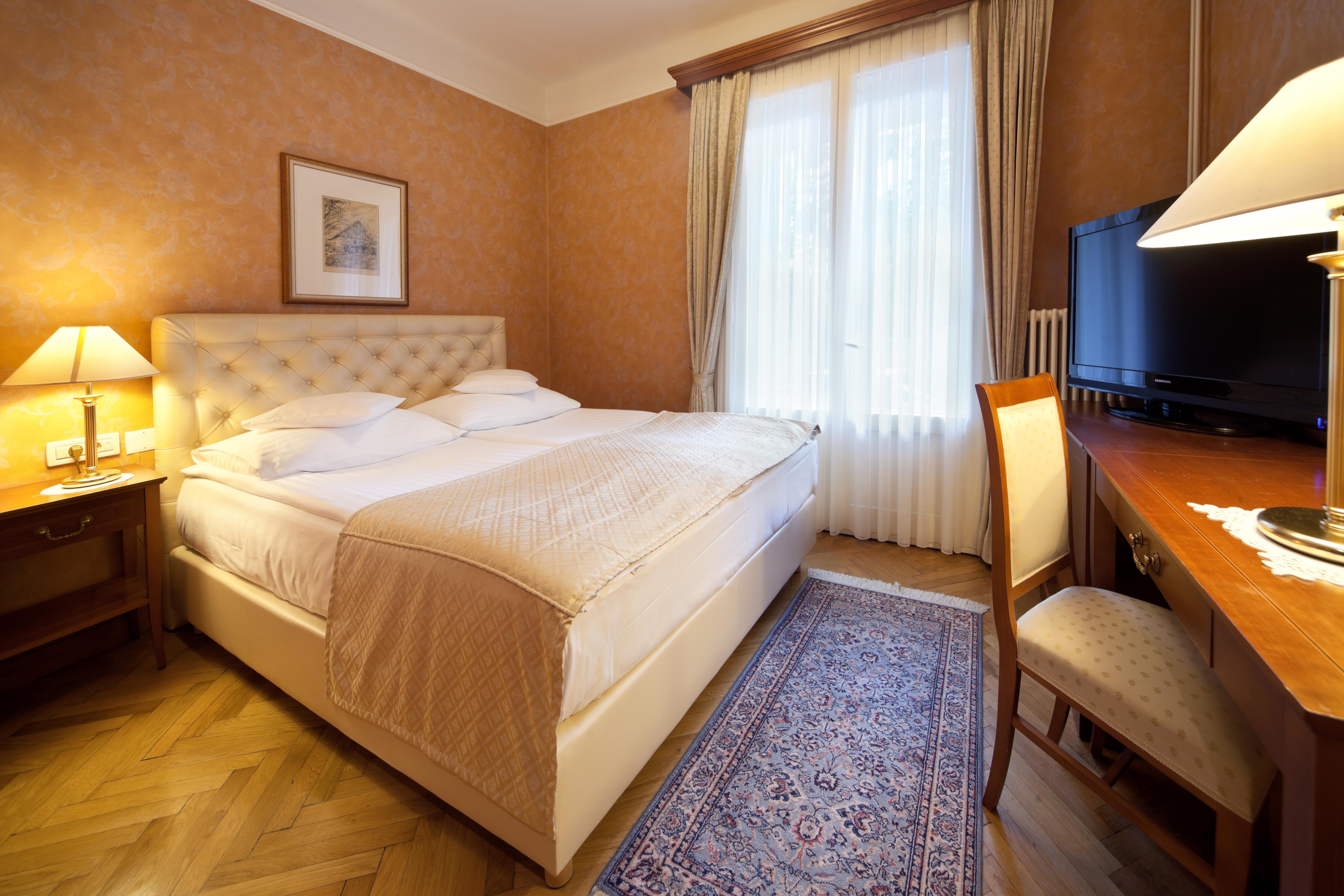 Grand Hotel Toplice - Small Luxury Hotels Of The World Bled Exterior photo A typical hotel room