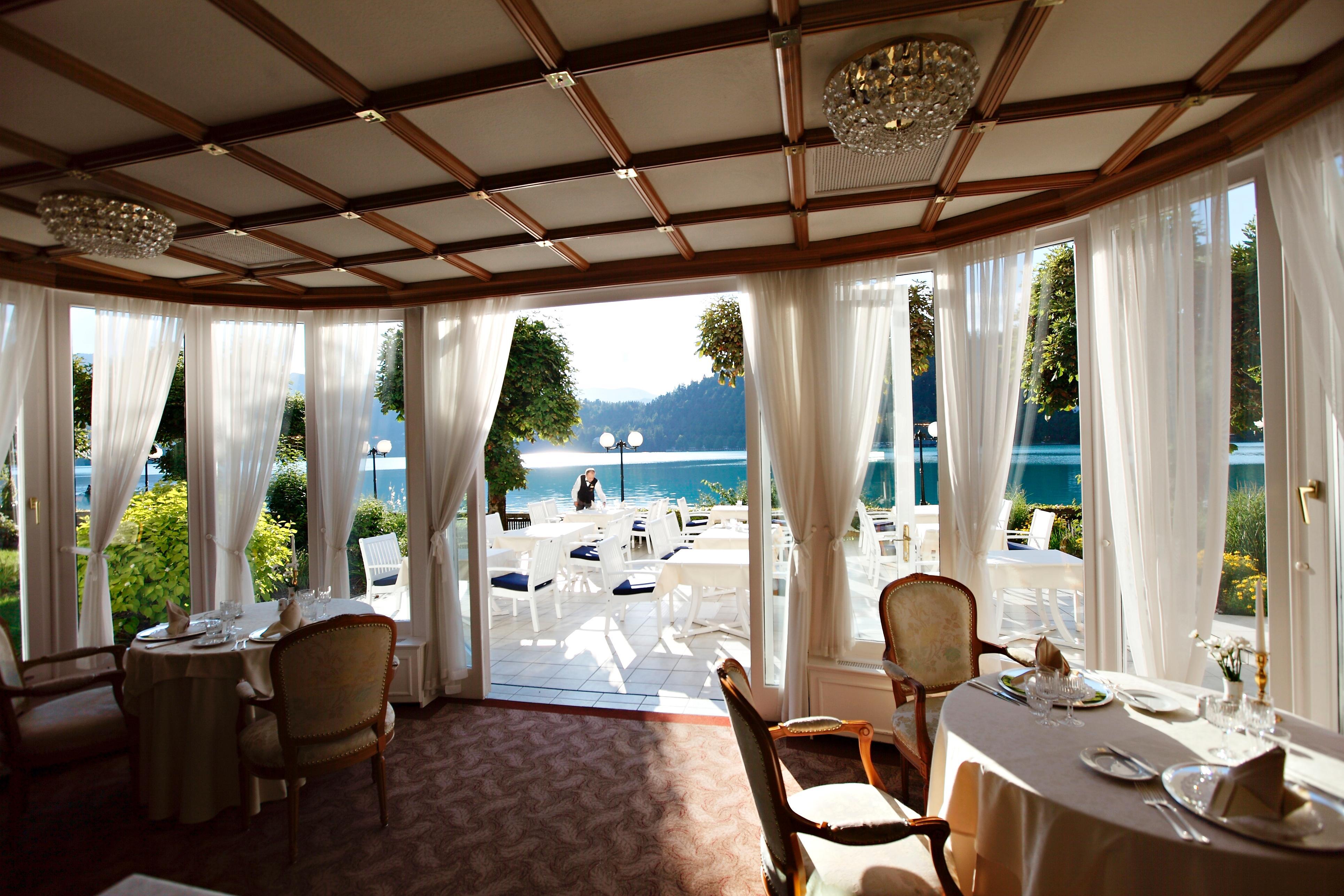Grand Hotel Toplice - Small Luxury Hotels Of The World Bled Exterior photo Restaurant