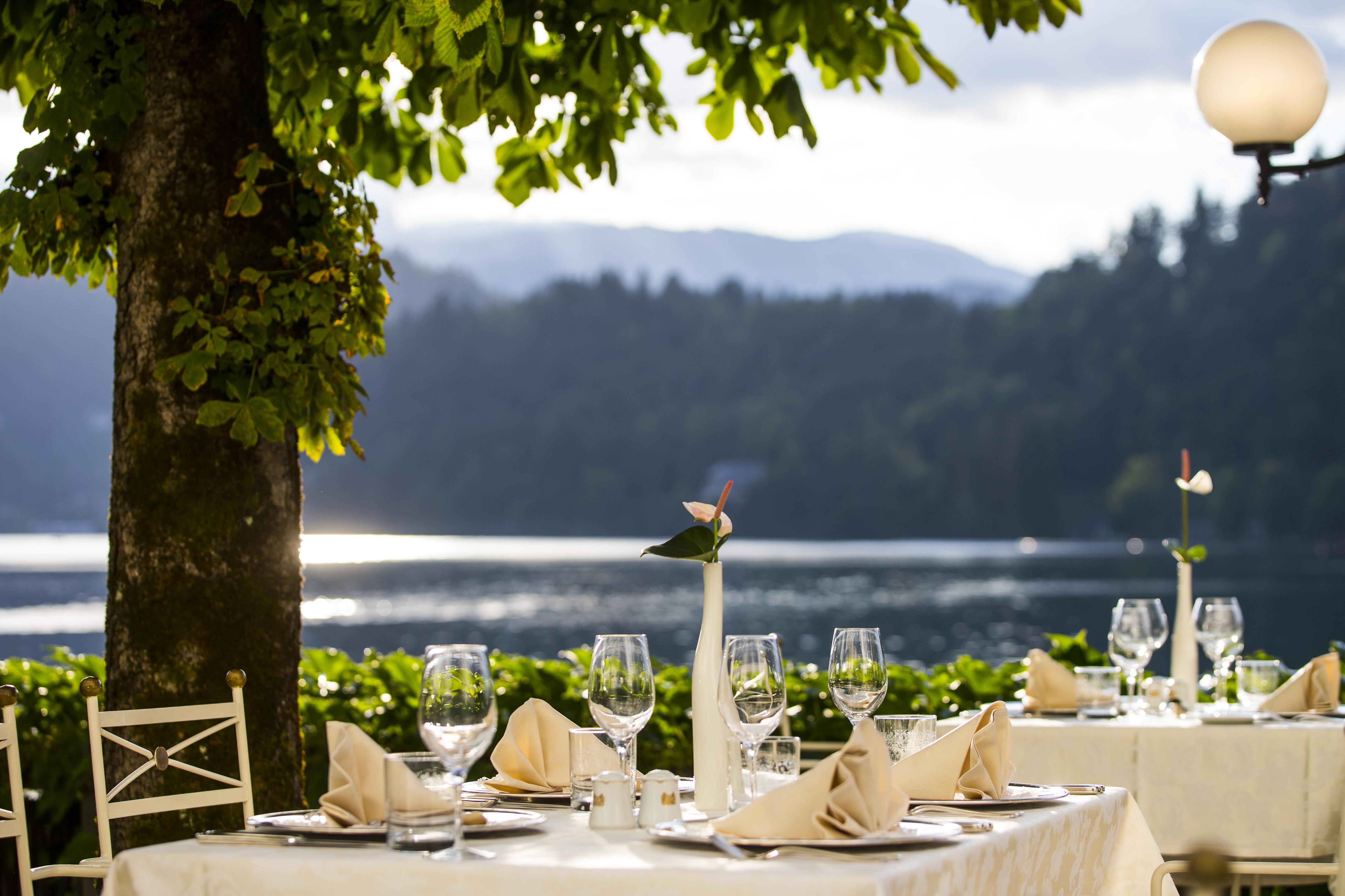 Grand Hotel Toplice - Small Luxury Hotels Of The World Bled Exterior photo Restaurant "Belvedere"