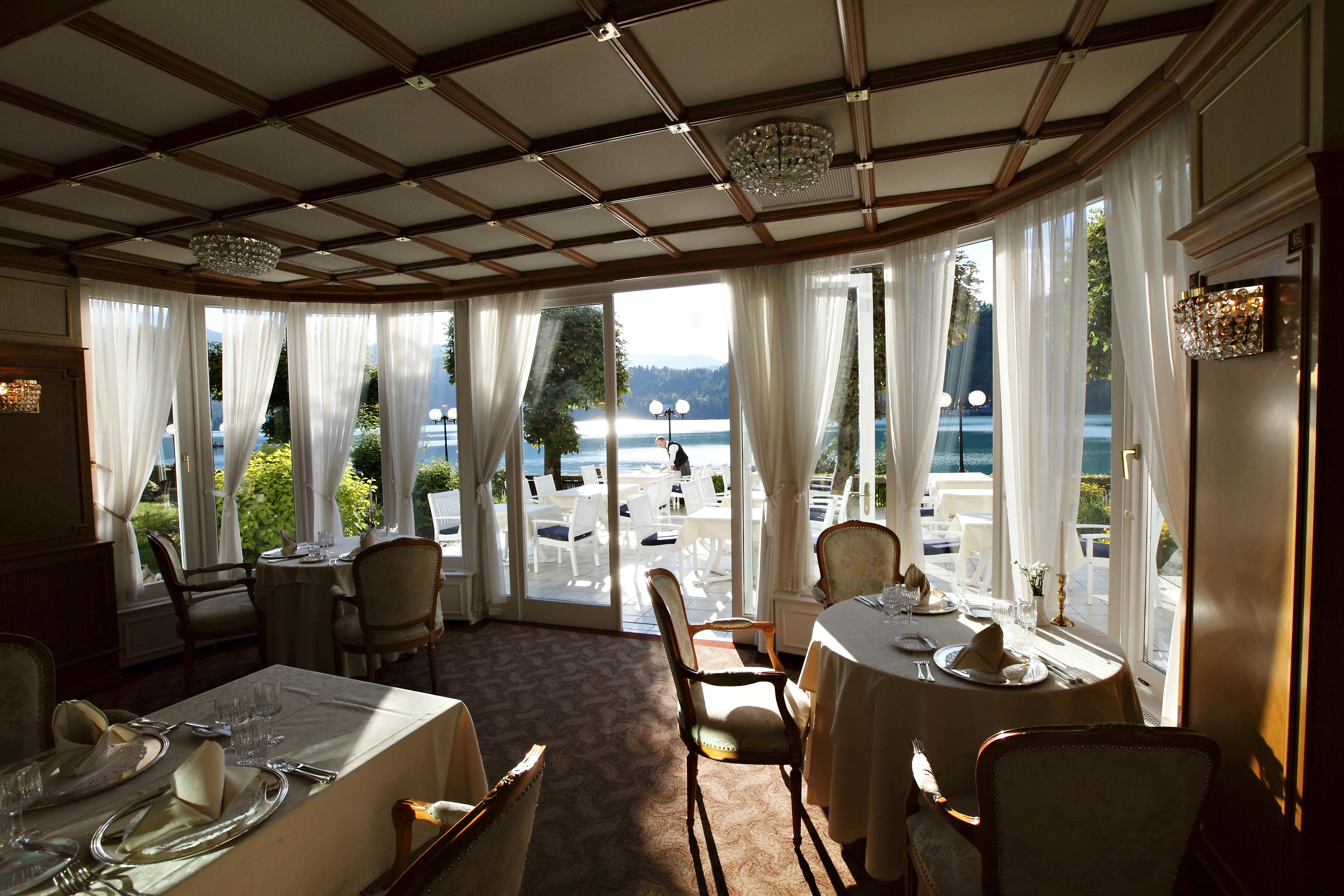 Grand Hotel Toplice - Small Luxury Hotels Of The World Bled Exterior photo Restaurant