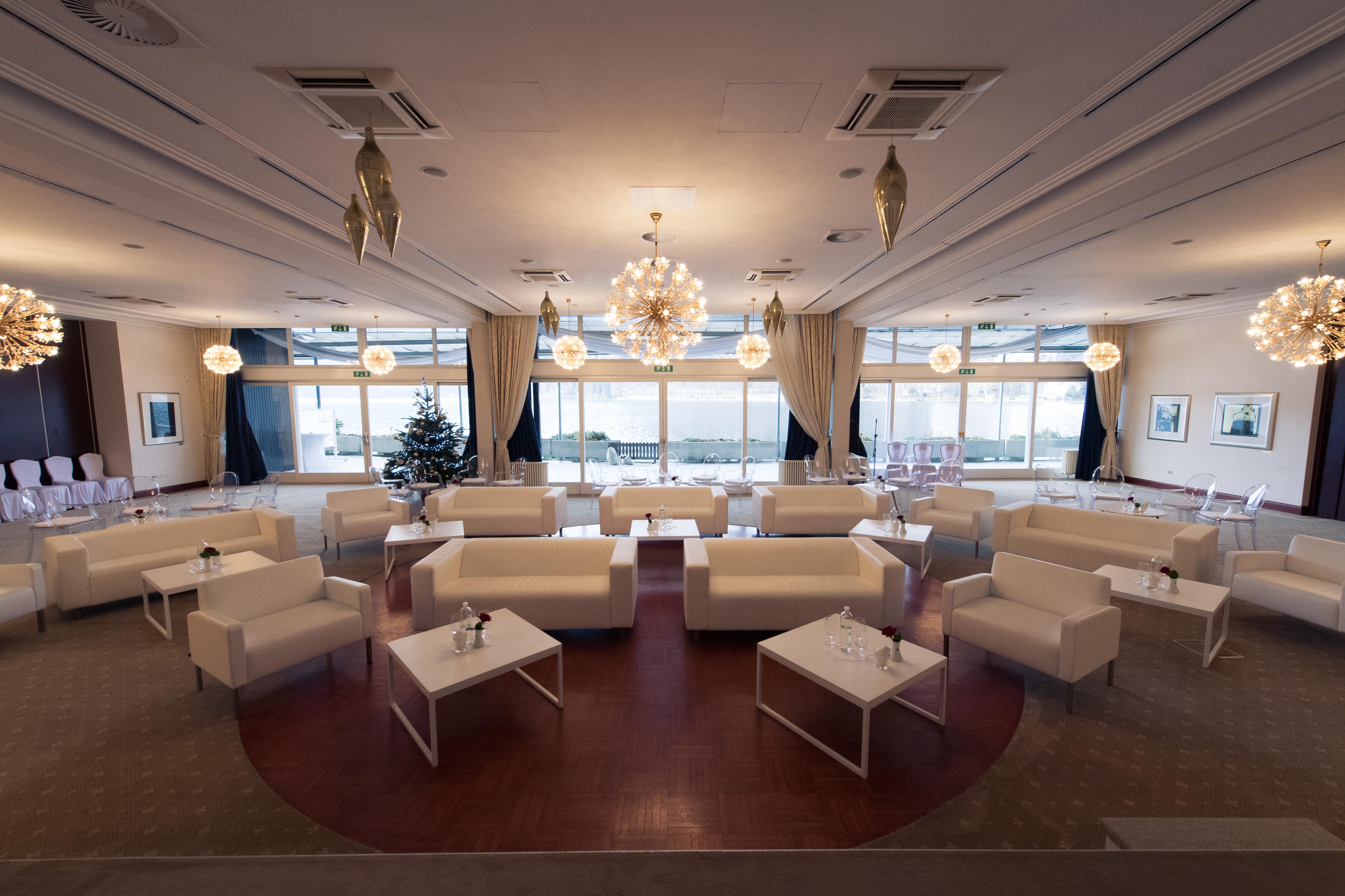 Grand Hotel Toplice - Small Luxury Hotels Of The World Bled Exterior photo The lounge at the airport